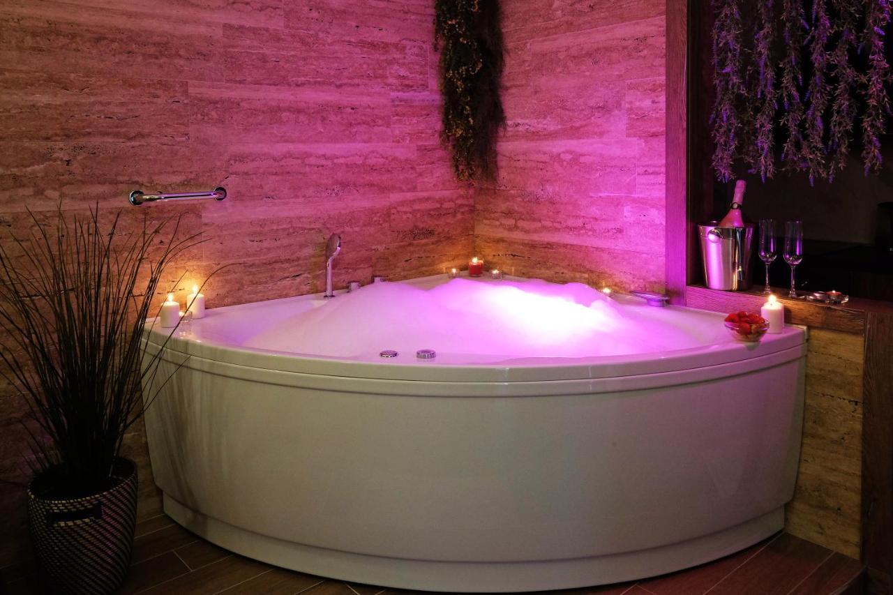 Central Spa Galaxy Apartment Belgrade Extérieur photo