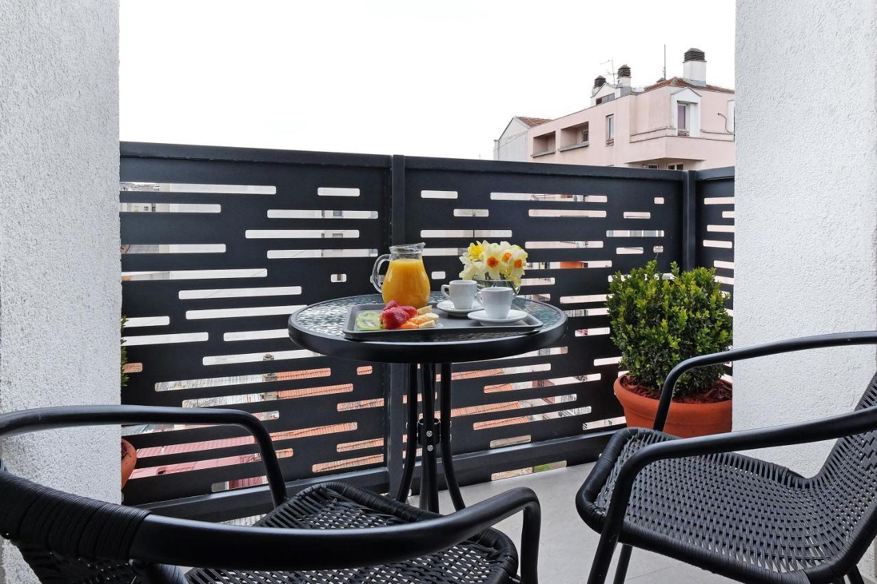 Central Spa Galaxy Apartment Belgrade Extérieur photo